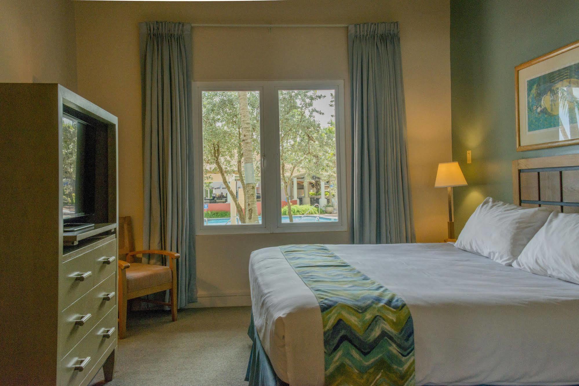 Aquarius Vacation Club At Dorado Del Mar Hotel Bagian luar foto