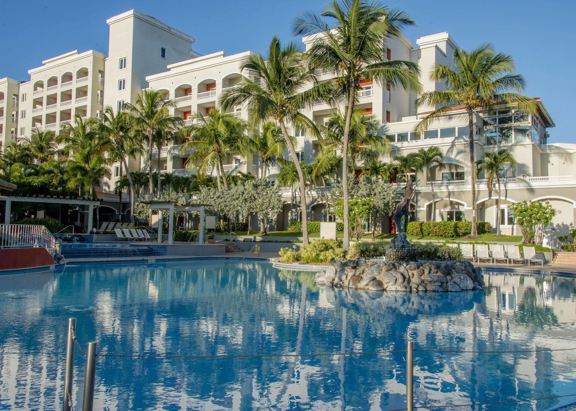 Aquarius Vacation Club At Dorado Del Mar Hotel Bagian luar foto