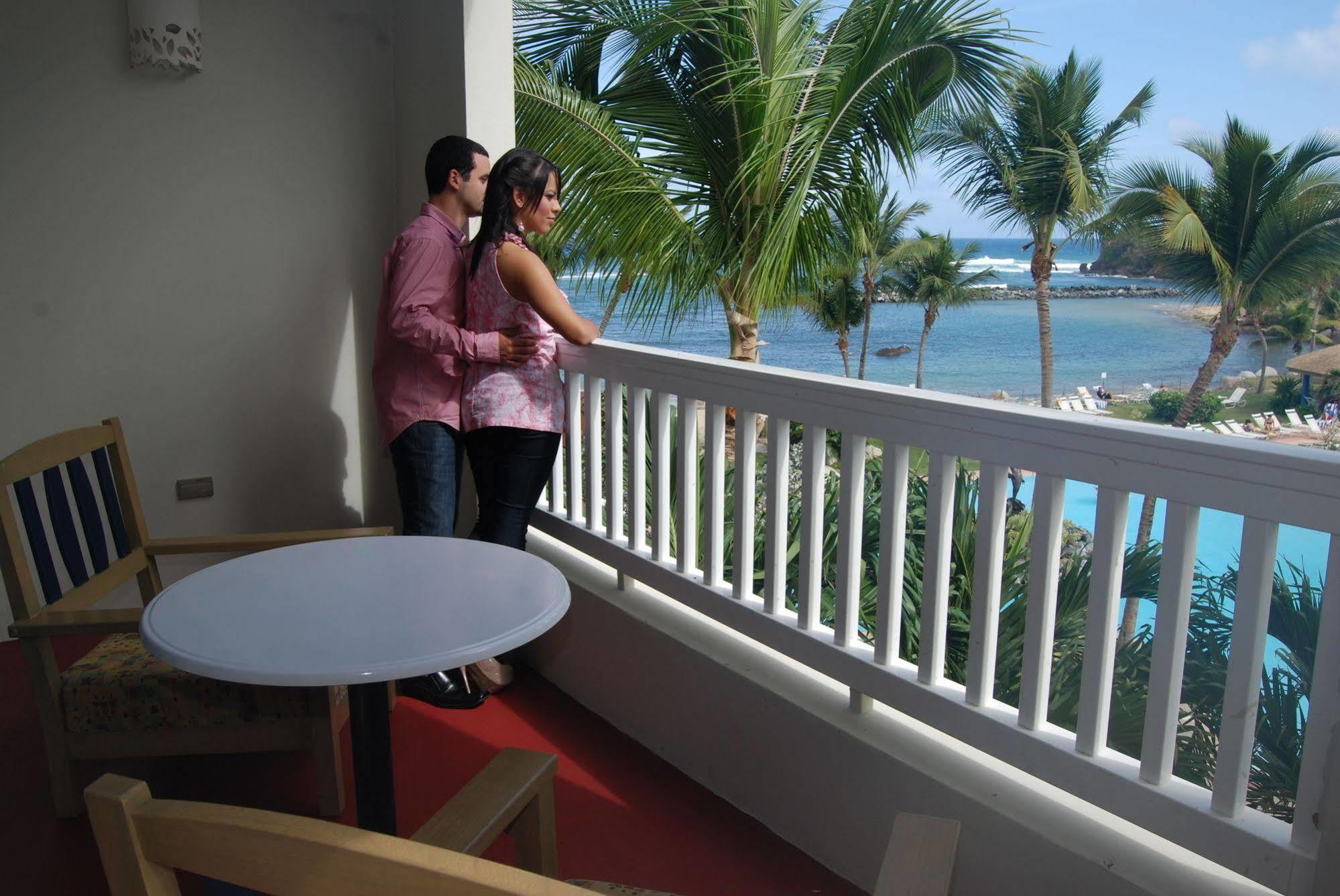 Aquarius Vacation Club At Dorado Del Mar Hotel Bagian luar foto
